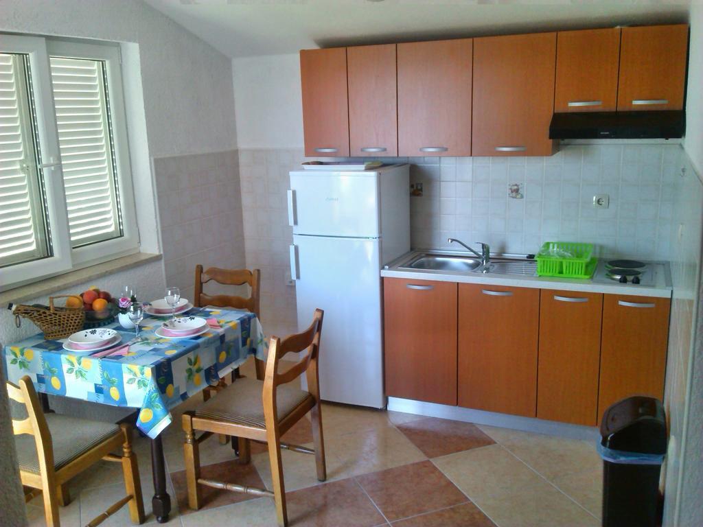 Apartments Cajic Повиле Стая снимка